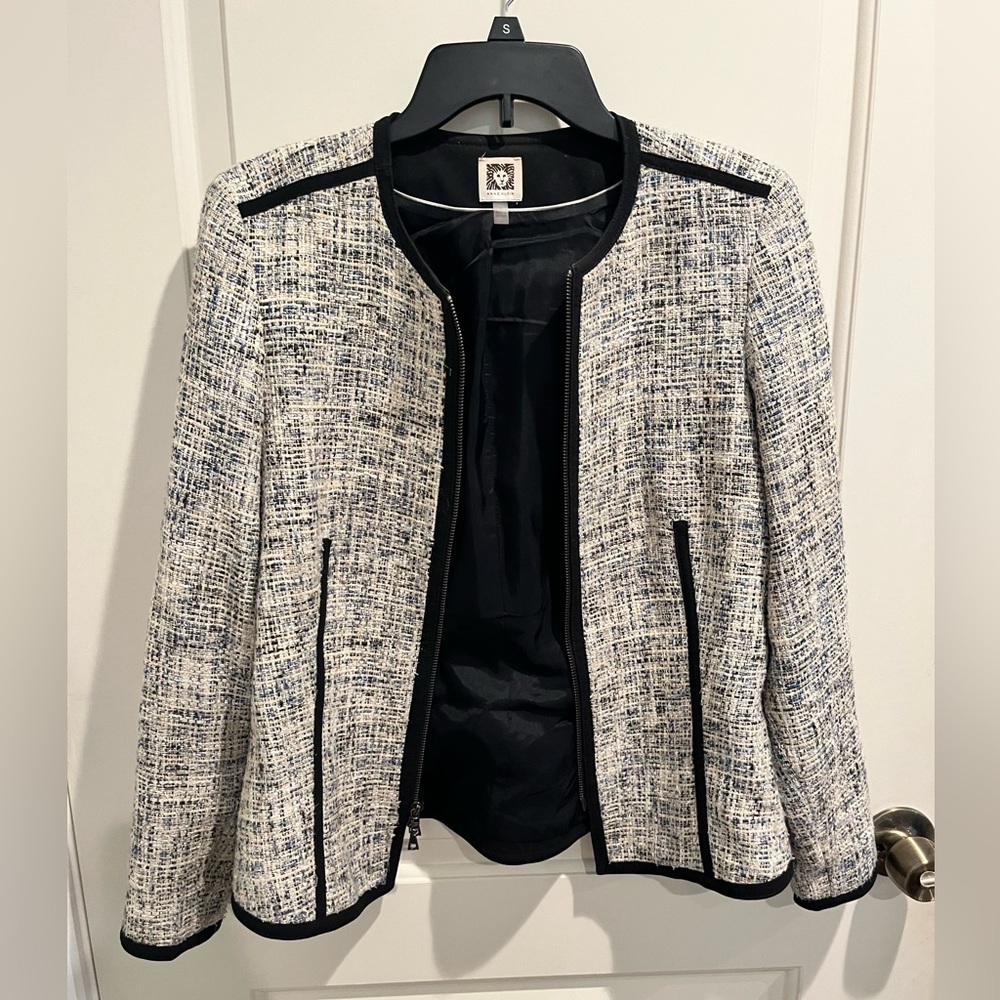 White Anne Klein tweed jacket in size 8